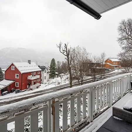 Leilighet Large Unit In With Great Views! *